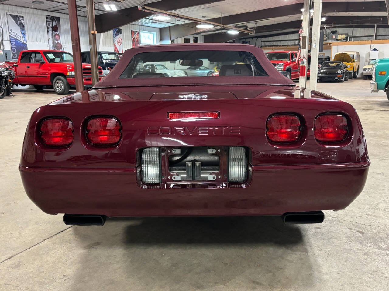 Used 1993 Chevrolet Corvette Convertible RWD image 5