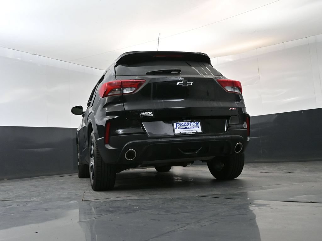 Used 2023 Chevrolet TrailBlazer RS w/ Sun and Liftgate Package AWD/4WD image 22