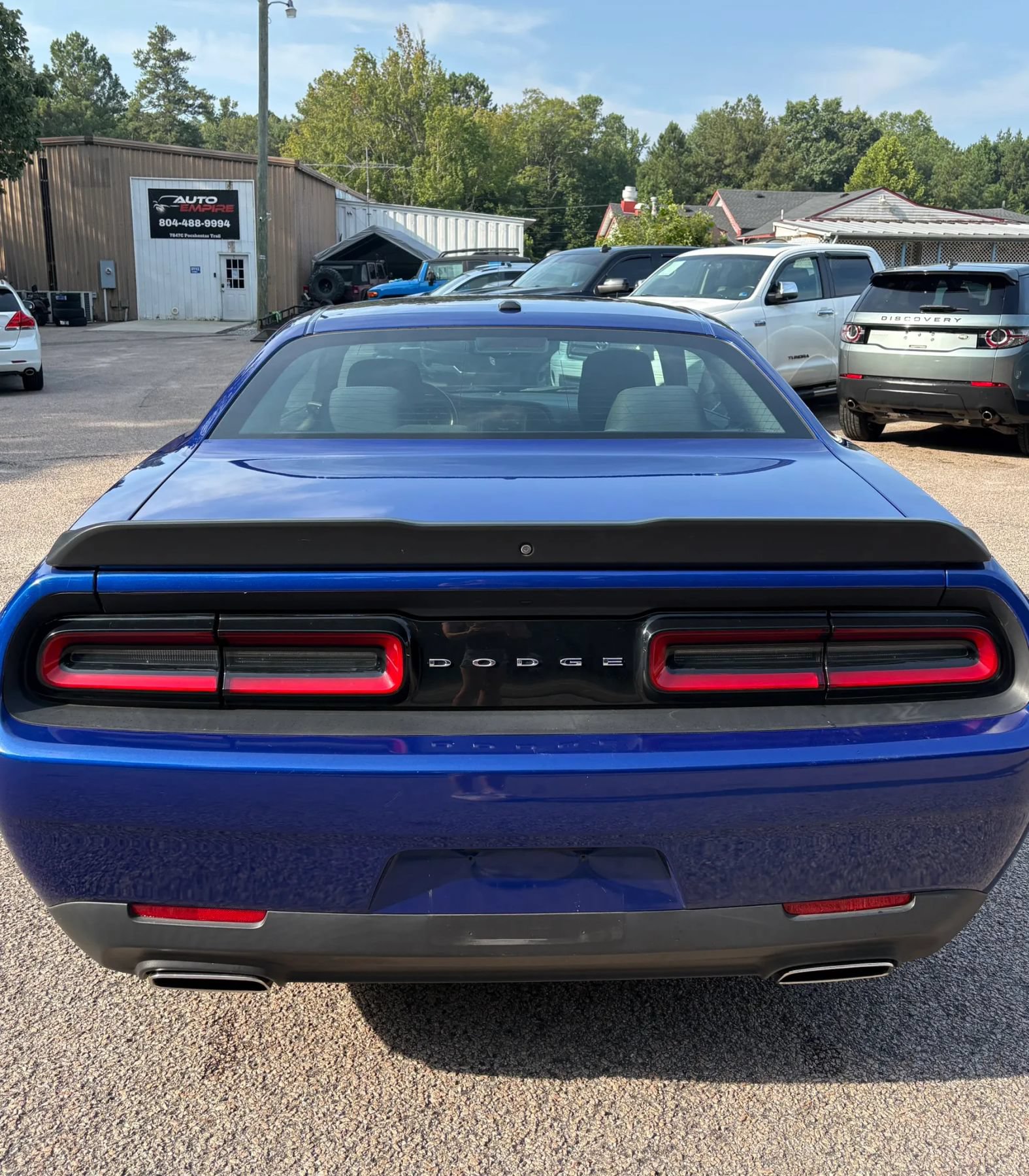 Used 2019 Dodge Challenger SXT w/ Blacktop Package RWD image 5