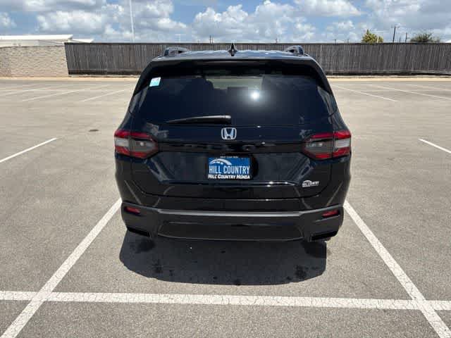 Used 2026 Honda Pilot Sport image 4