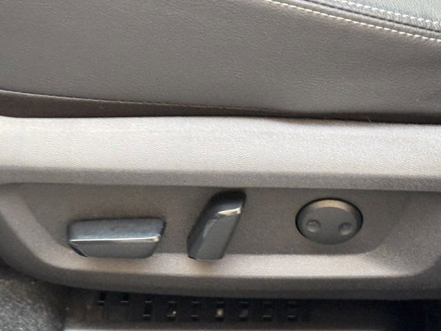 Used 2025 Nissan Rogue SL w/ Tech Package image 31