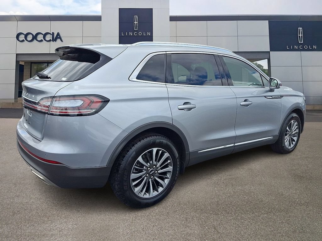 Certified 2023 Lincoln Nautilus AWD w/ Premium Package image 4
