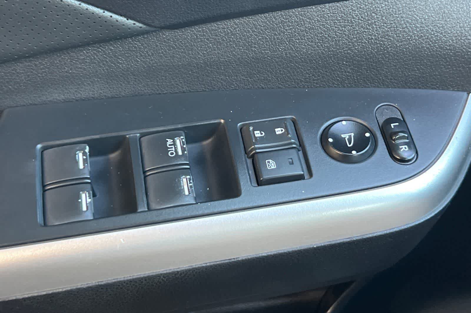 Used 2015 Honda CR-V EX-L image 14