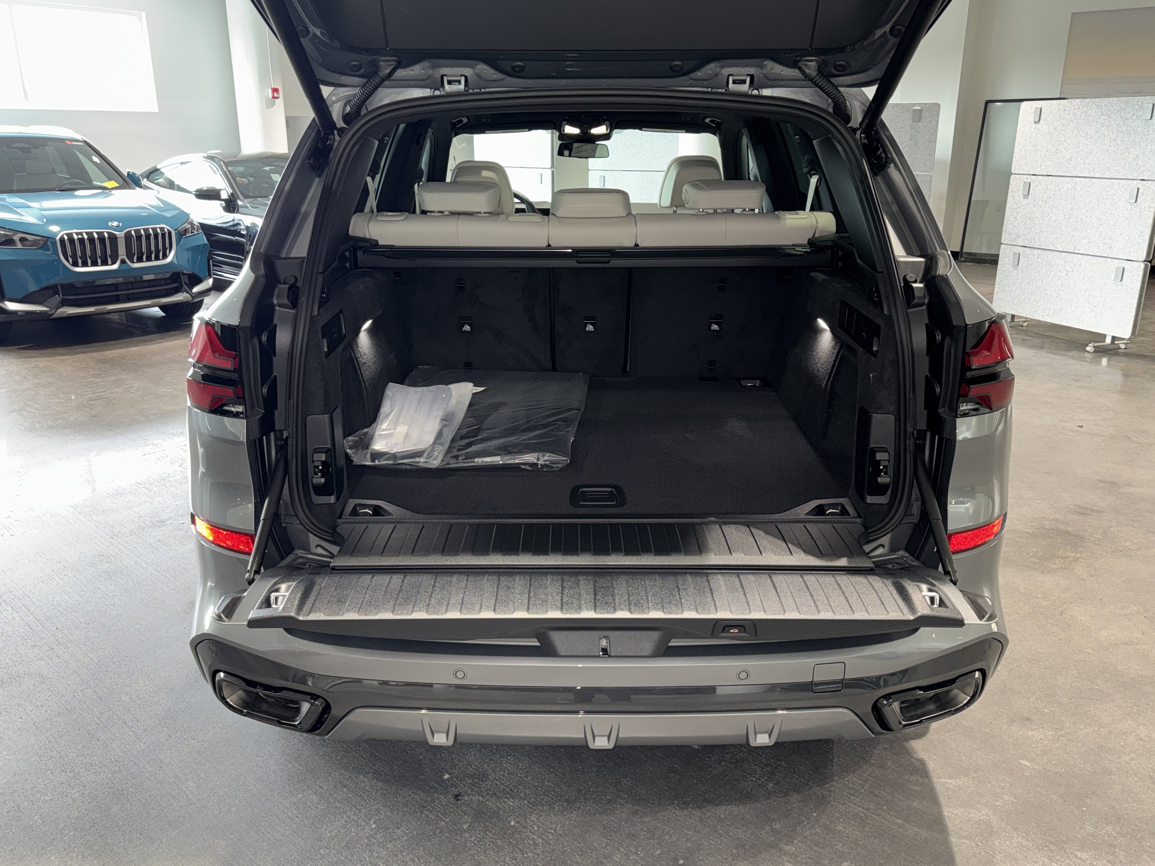 New 2026 BMW X5 sDrive40i image 12