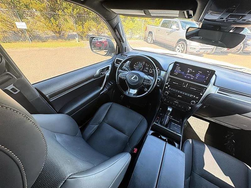 Used 2022 Lexus GX 460 Premium image 45