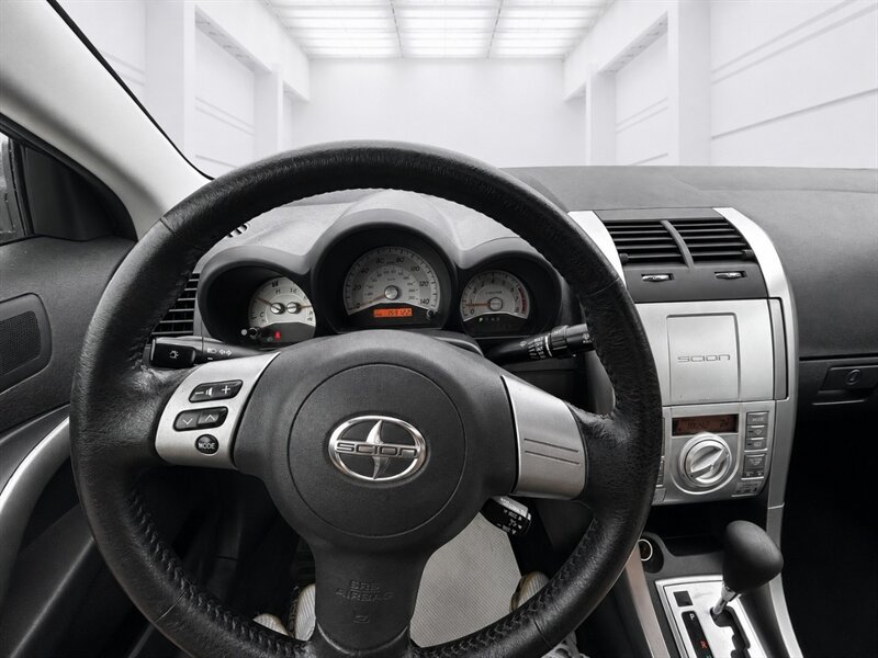 Used 2009 Scion tC FWD image 9