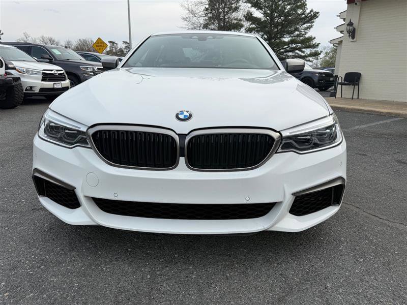 Used 2018 BMW M550i xDrive M550i AWD w/EXECUTIVE & DRIVE image 2