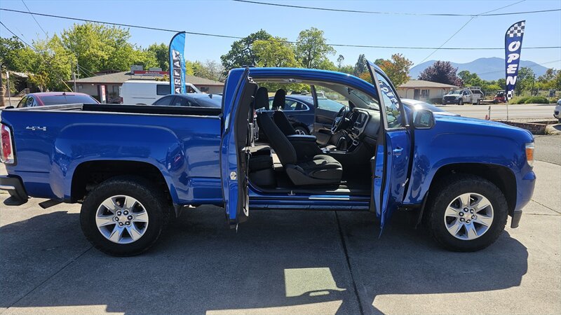 Used 2018 GMC Canyon SLE w/ SLE Convenience Package AWD/4WD image 12