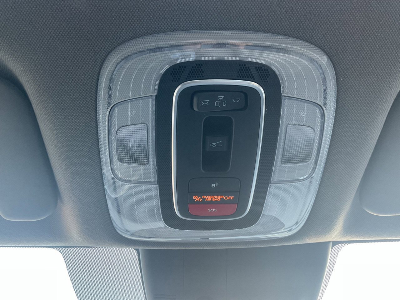 Used 2025 Hyundai Elantra SEL FWD image 19