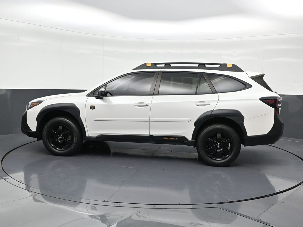 Used 2022 Subaru Outback Wilderness image 2