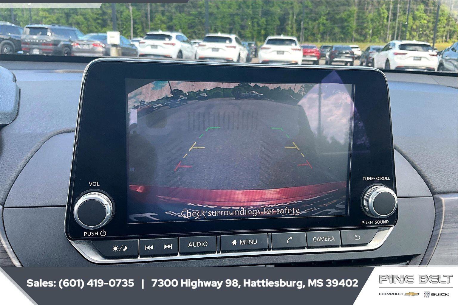 Used 2025 Nissan Altima 2.5 SV image 15