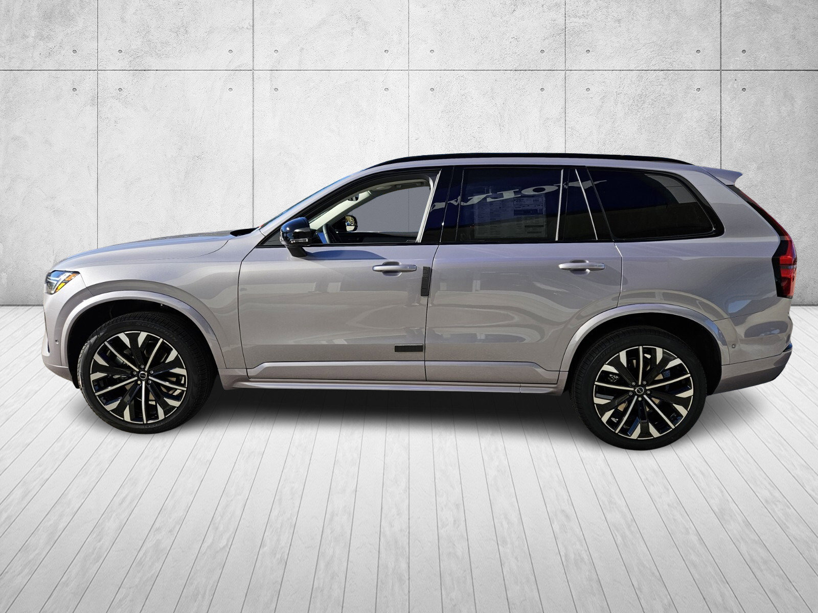 New 2026 Volvo XC90 B6 Ultra w/ Protection Package Premier AWD/4WD image 4