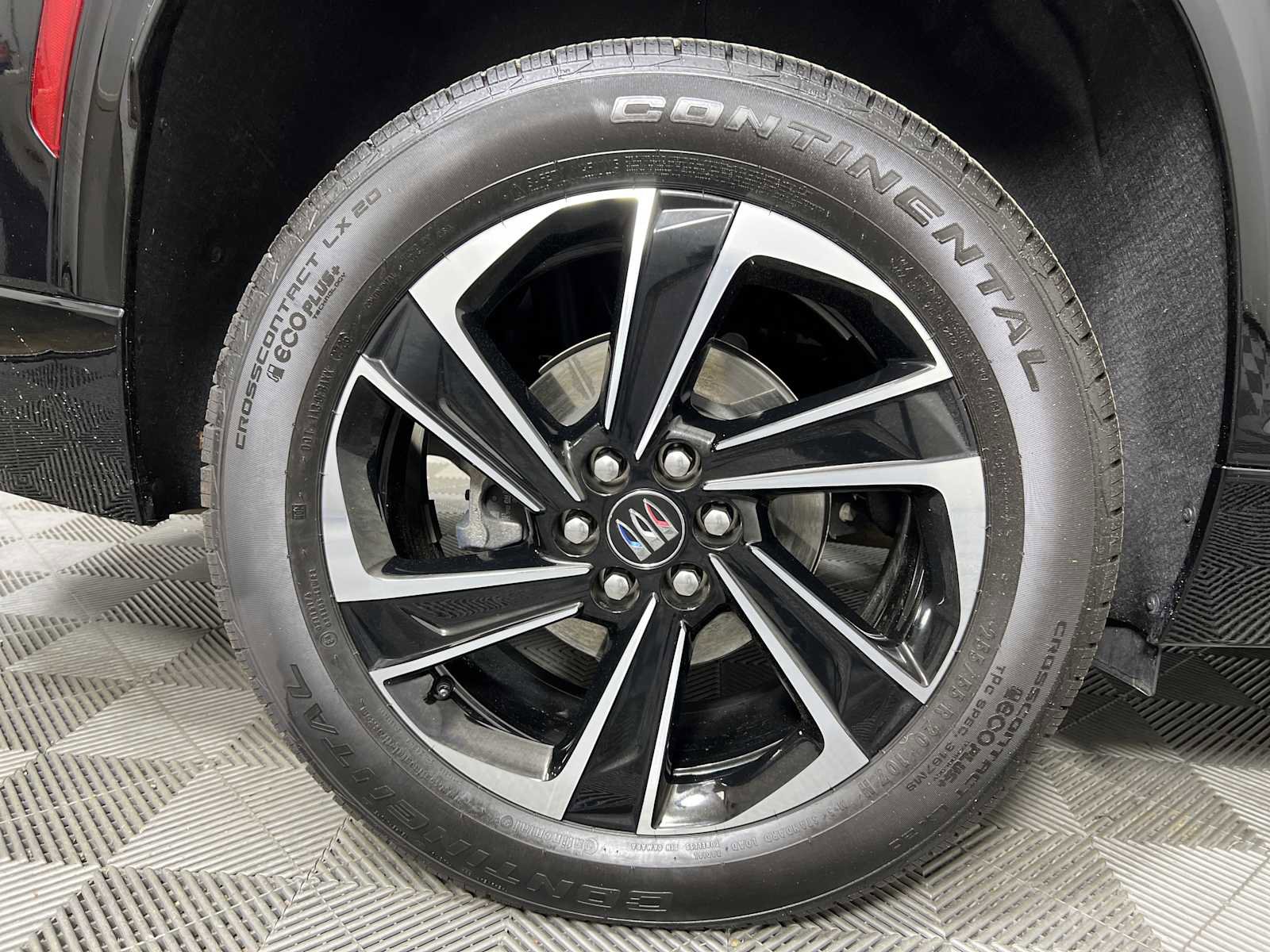 New 2026 Buick Enclave Sport Touring w/ Power Package image 20