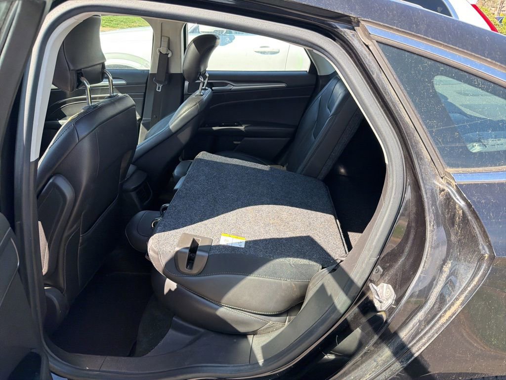 Used 2014 Ford Fusion Titanium FWD image 6