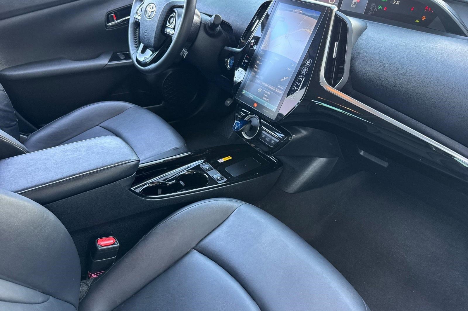 Used 2020 Toyota Prius Prime Limited w/ Carpet Mat Package FWD image 32