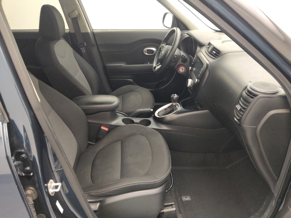 Used 2019 Kia Soul + image 21