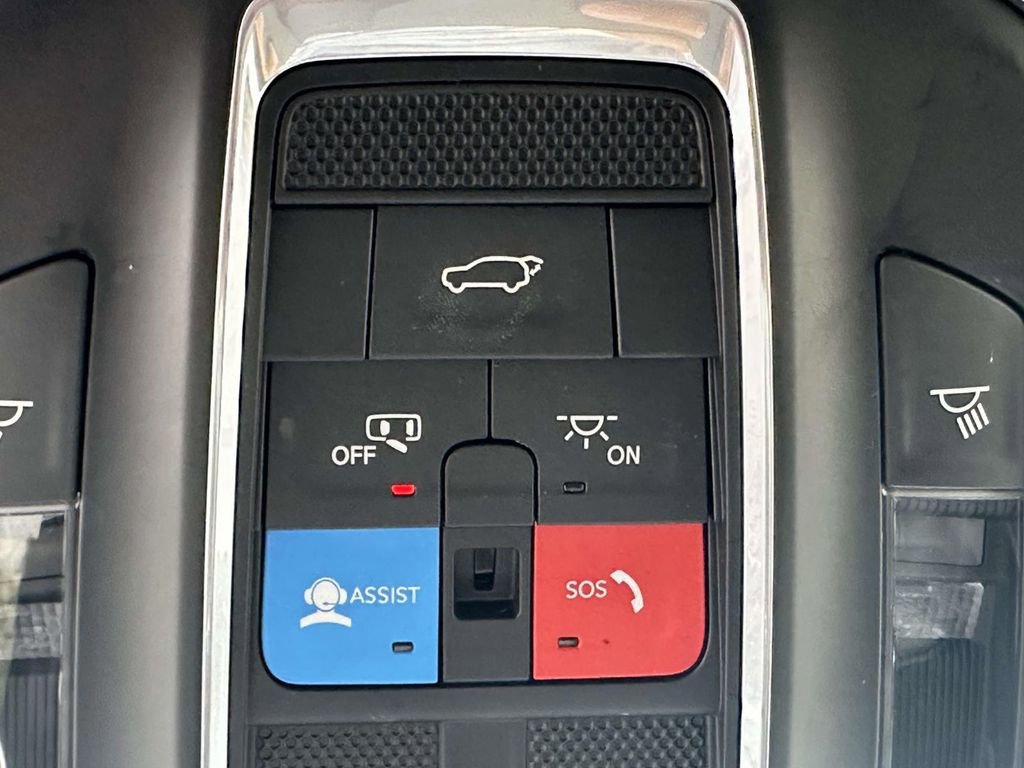 Used 2022 Jeep Grand Cherokee L Limited image 40