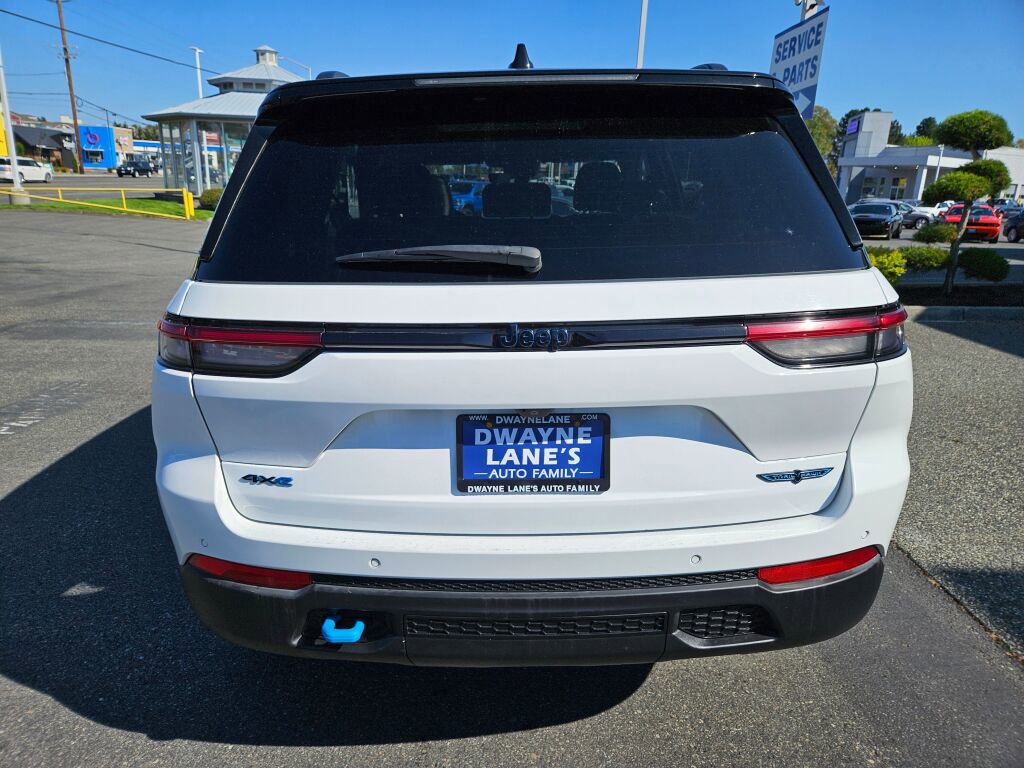 Used 2024 Jeep Grand Cherokee Trailhawk image 4