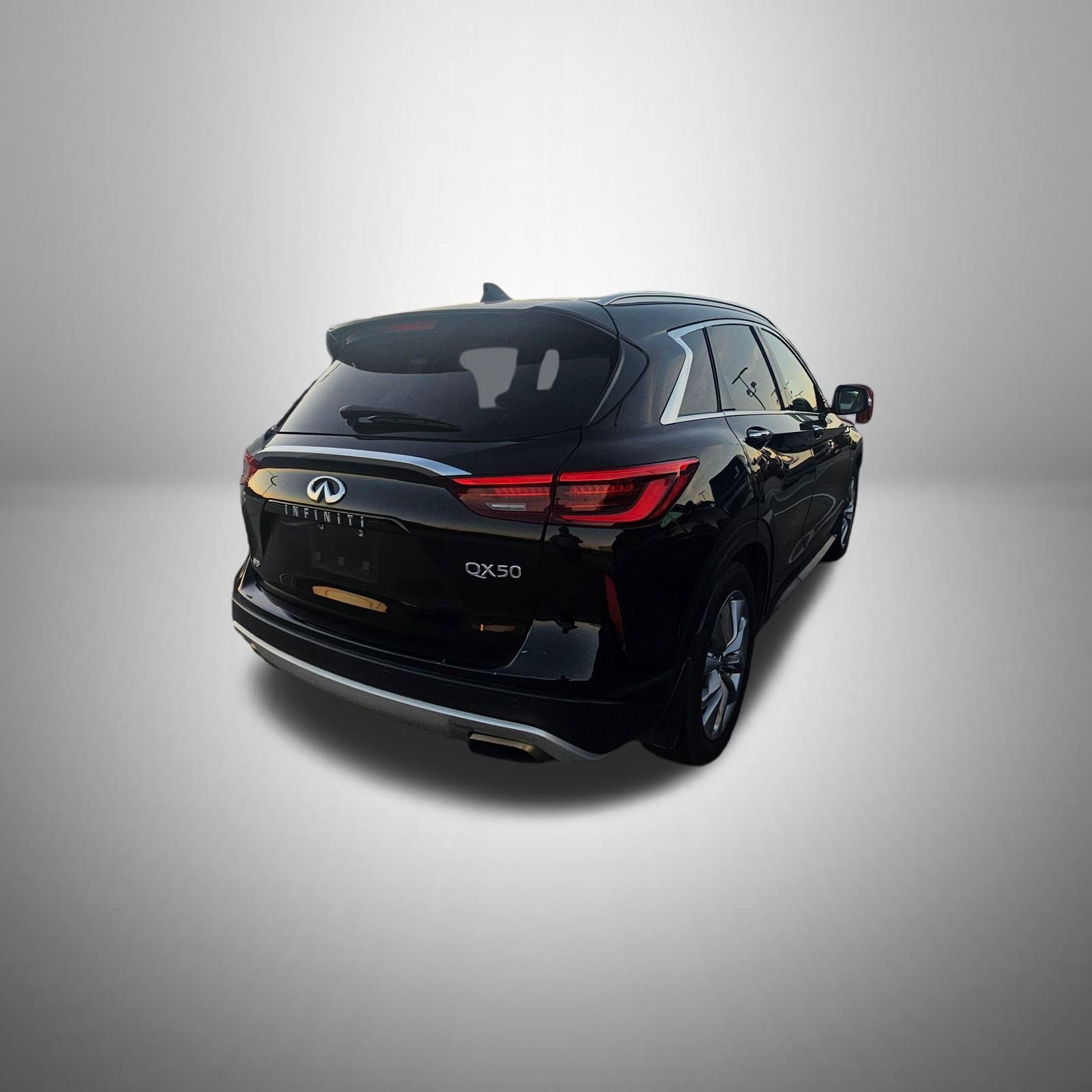 Used 2021 INFINITI QX50 Luxe image 3