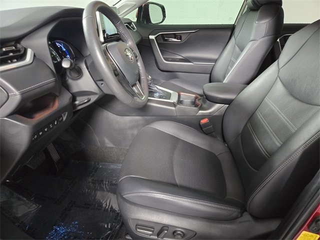 Used 2021 Toyota RAV4 Limited image 11