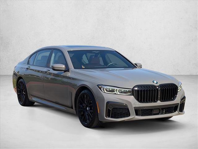 Certified 2022 BMW 750i xDrive w/ Executive Package AWD/4WD image 3