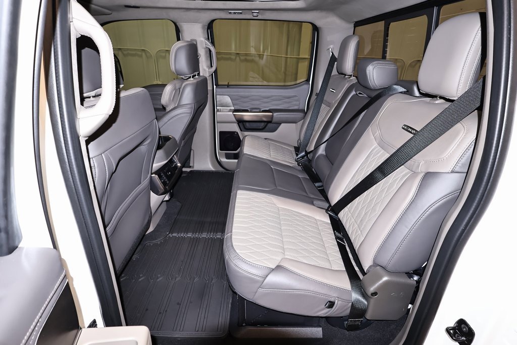 Certified 2026 Ford F350 Platinum w/ Platinum Plus Package image 16