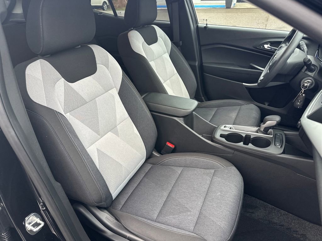 Certified 2024 Chevrolet Trax LS w/ Driver Confidence Package image 26