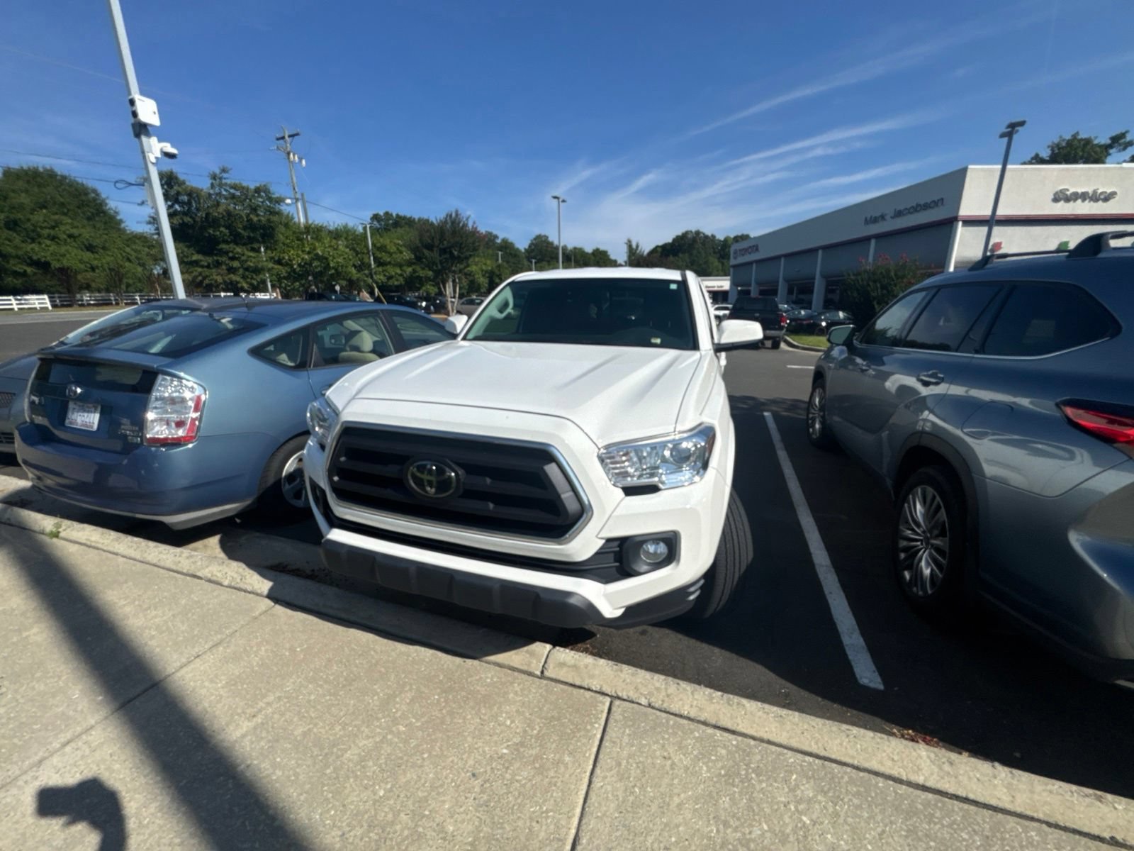 Used 2022 Toyota Tacoma SR5 RWD image 17