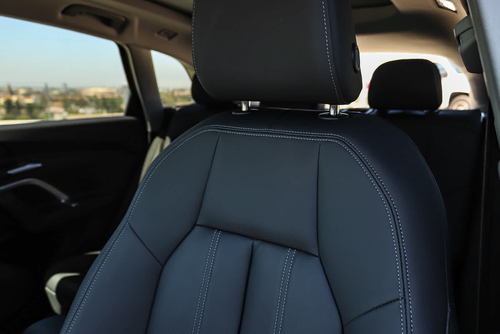 Used 2025 Audi Q5 Premium w/ Premium Plus AWD/4WD image 35