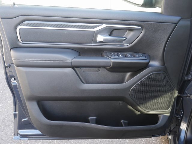 New 2026 RAM 1500 4x4 Crew Cab image 15