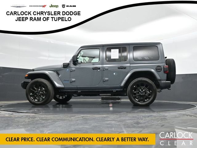 Used 2025 Jeep Wrangler Sahara w/ Safety Group image 38