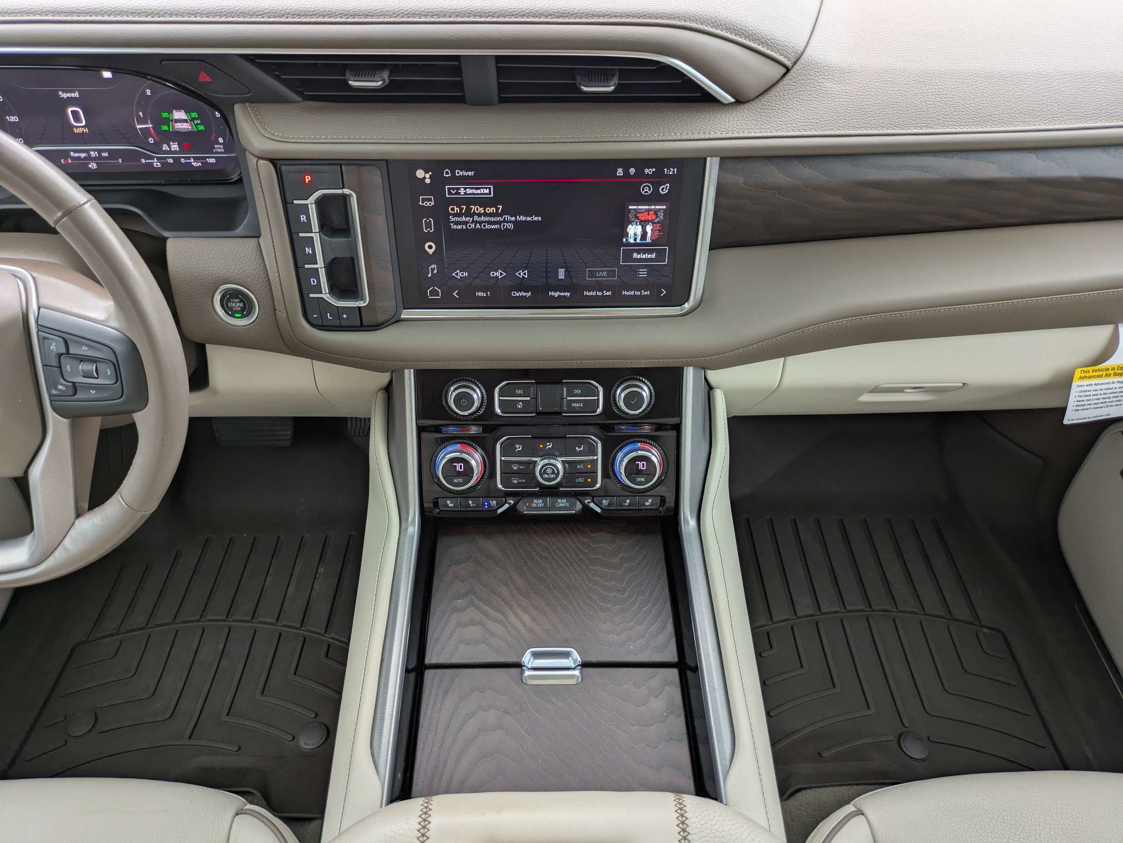 Used 2022 GMC Yukon XL Denali AWD/4WD image 34