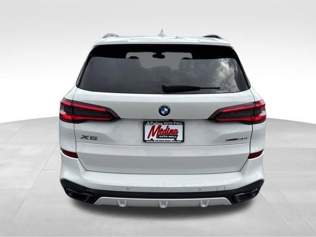 Used 2023 BMW X5 xDrive40i w/ M Sport Package AWD/4WD image 6
