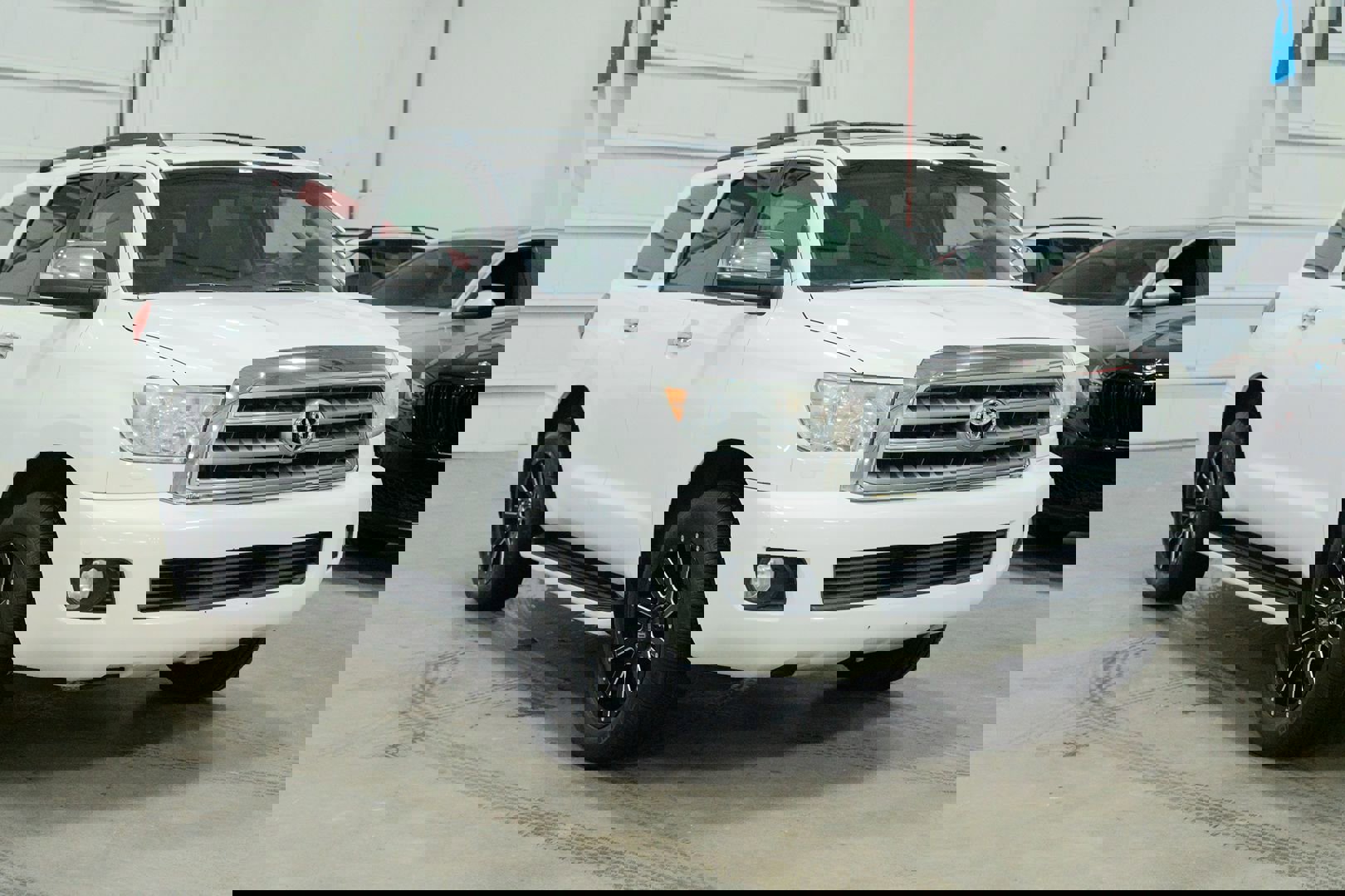 Used 2010 Toyota Sequoia Limited image 13