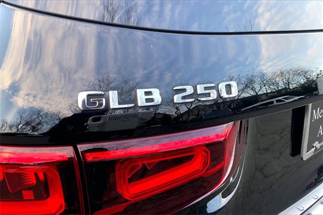 Used 2020 Mercedes-Benz GLB 250 4MATIC image 8