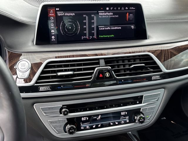 Used 2020 BMW 750i xDrive w/ Executive Package image 15