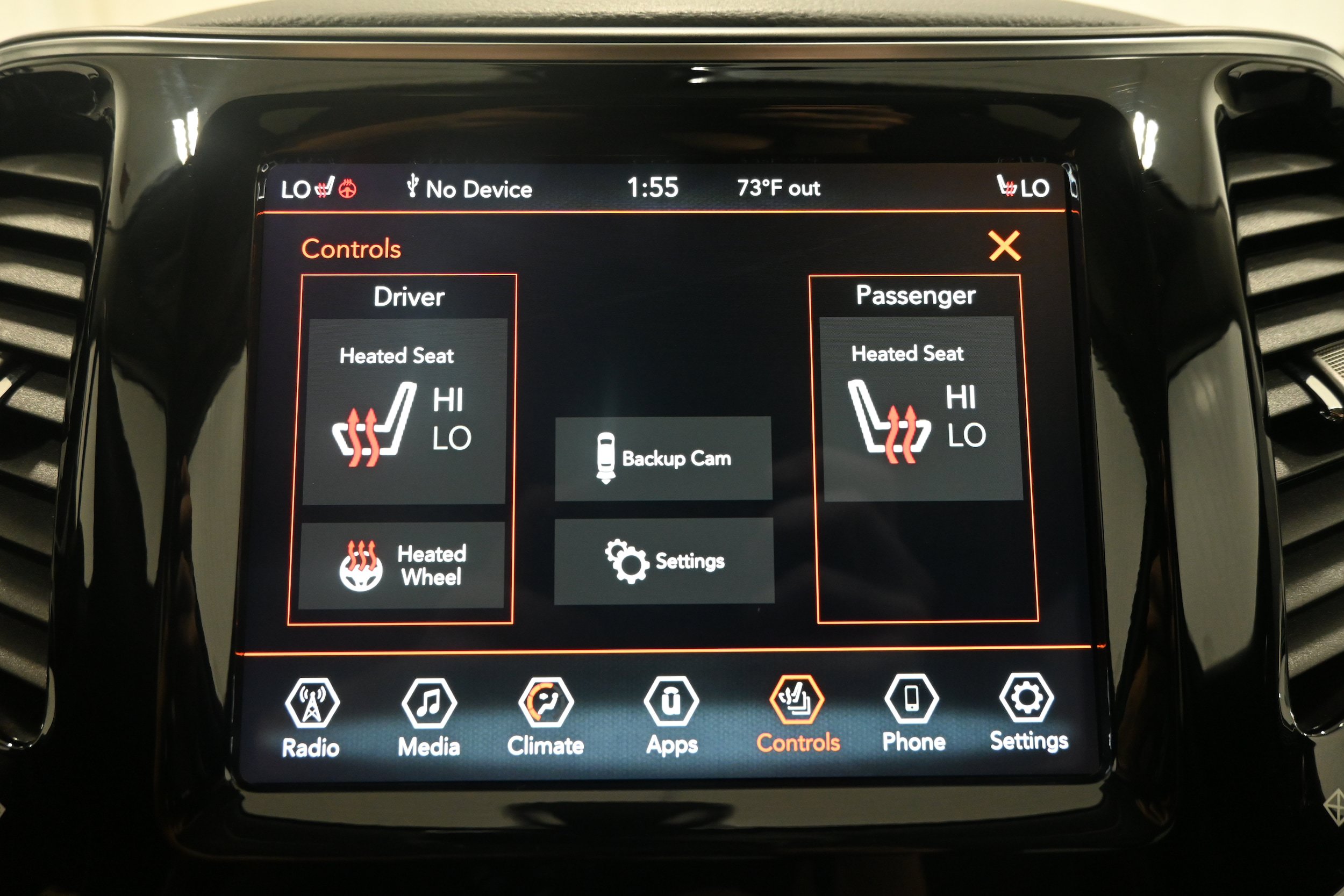 Used 2019 Jeep Cherokee Limited w/ Trailer Tow Group AWD/4WD image 15