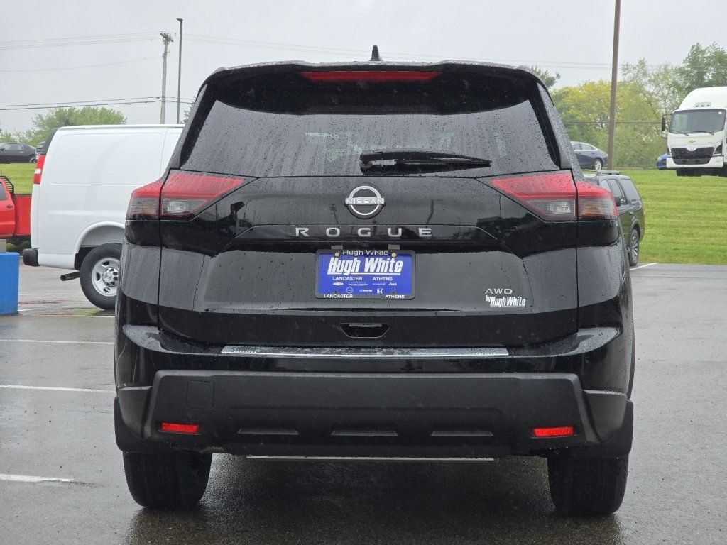 New 2026 Nissan Rogue SV w/ Cold Weather Package AWD/4WD image 13