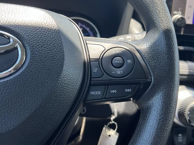 Used 2024 Toyota RAV4 LE AWD/4WD image 26