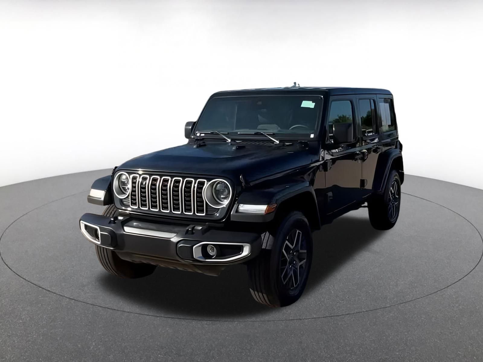 Used 2025 Jeep Wrangler Sahara image 3