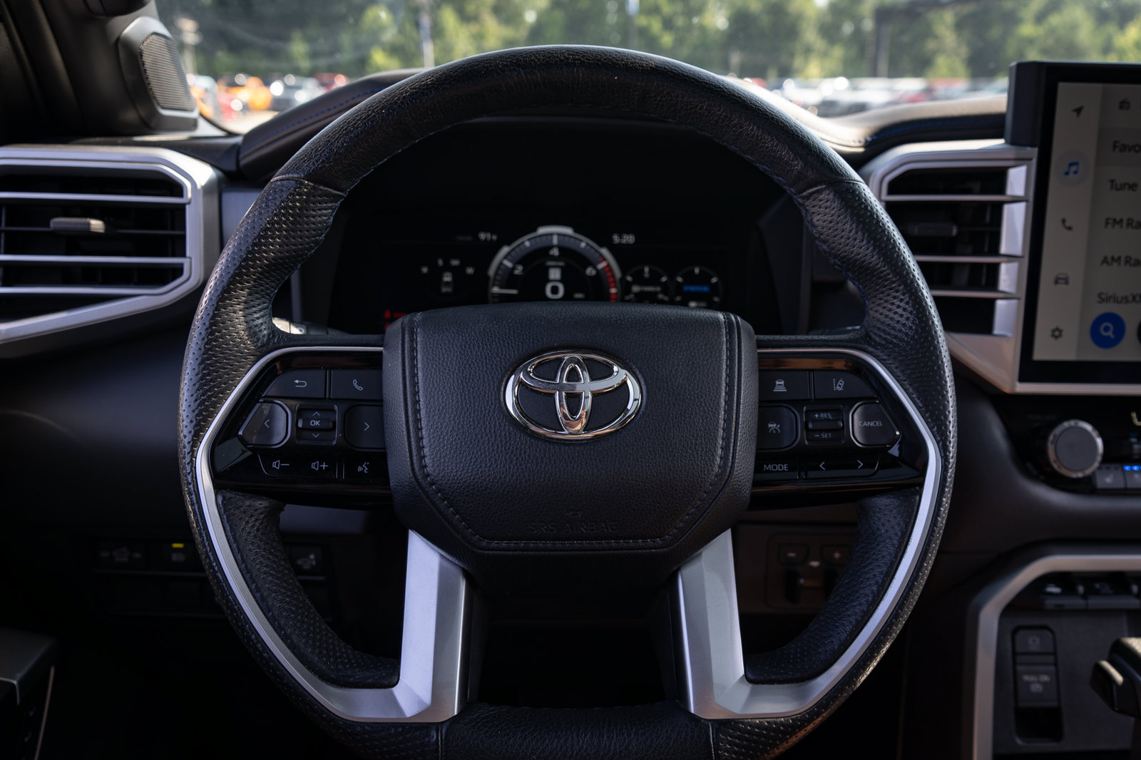 Used 2023 Toyota Tundra Platinum AWD/4WD image 29