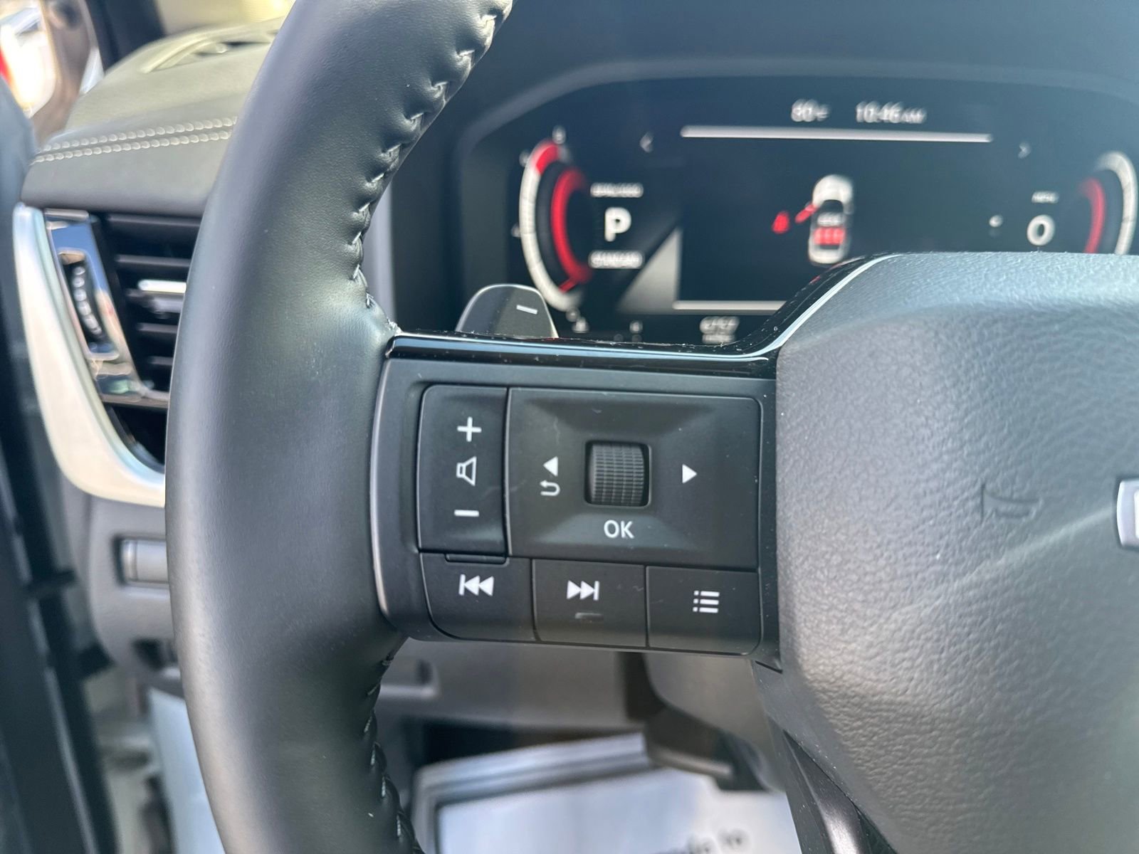 Certified 2025 Nissan Rogue SL w/ SL Premium Package image 15