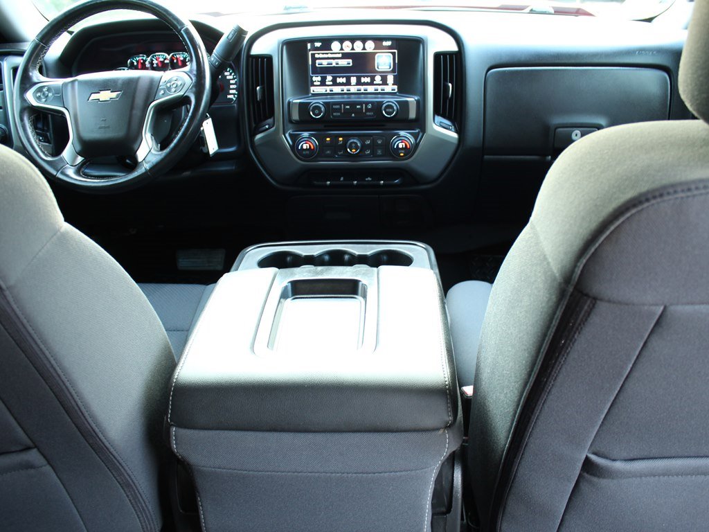 Used 2018 Chevrolet Silverado 1500 LT w/ Texas Edition image 13