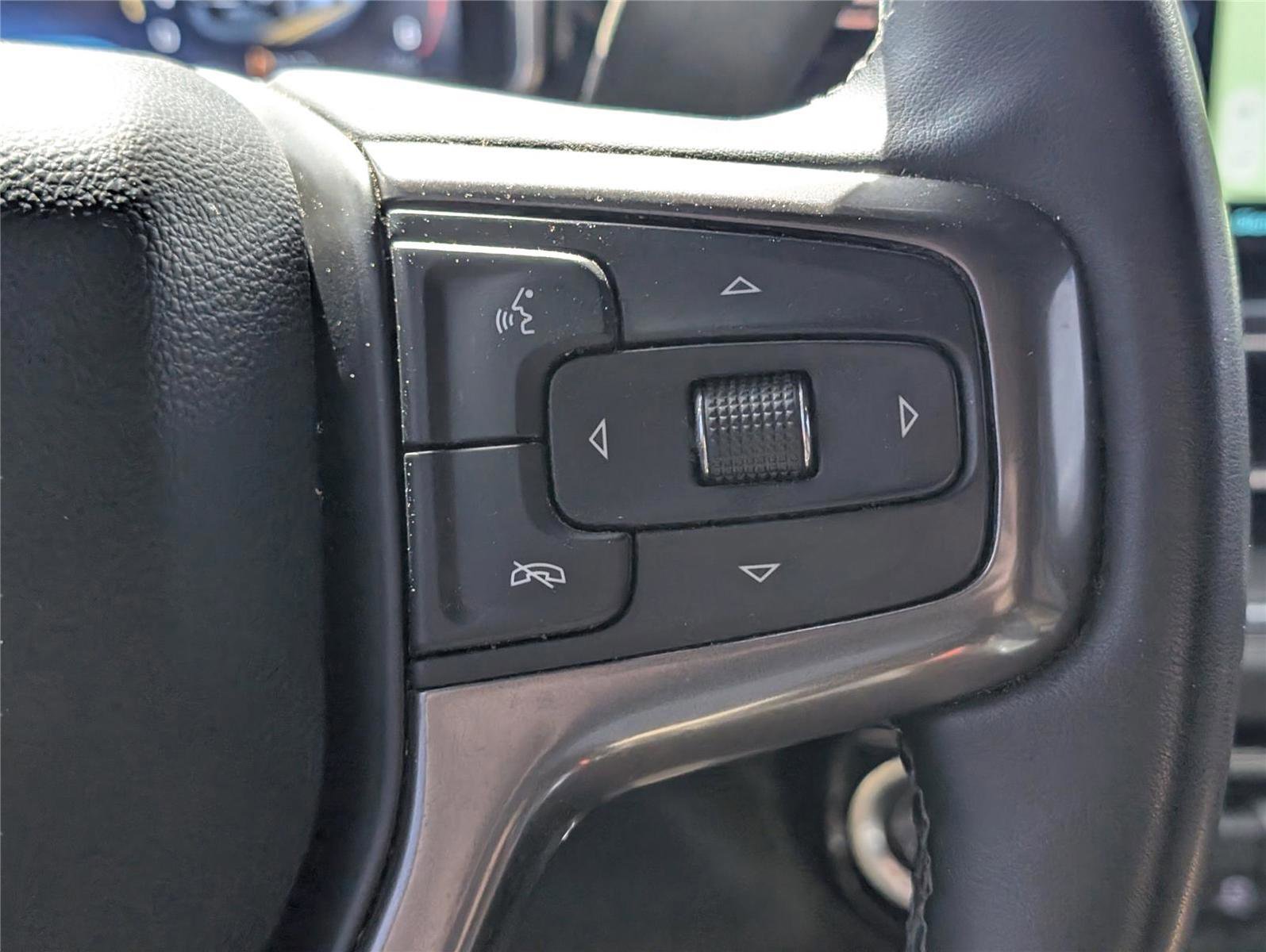 Used 2024 Chevrolet Silverado 2500 High Country w/ Technology Package image 24