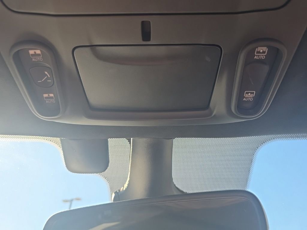 Used 2022 Chrysler Pacifica Pinnacle image 35