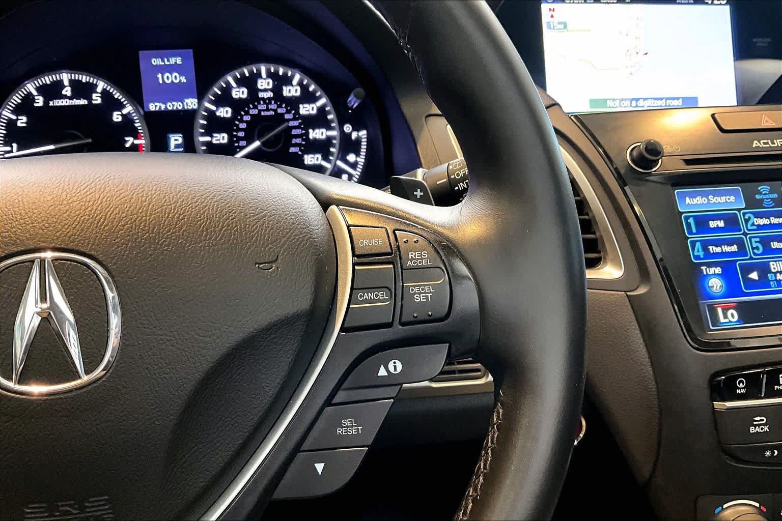 Used 2017 Acura RDX w/ Technology Package FWD image 24
