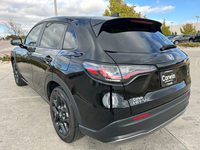 Used 2024 Honda HR-V Sport image 5