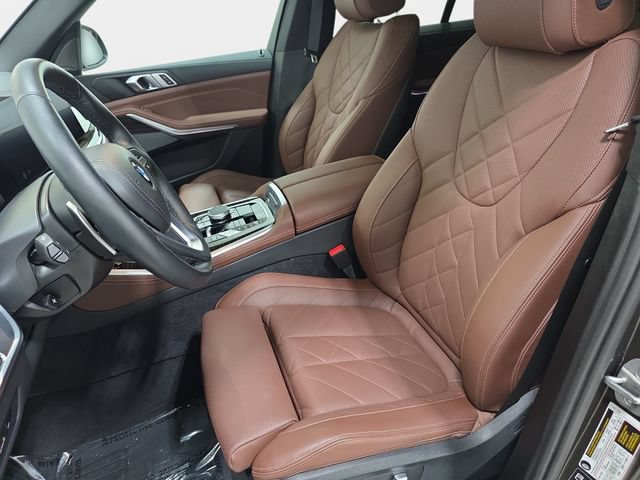 Used 2024 BMW X5 xDrive40i w/ Premium Package AWD/4WD image 11