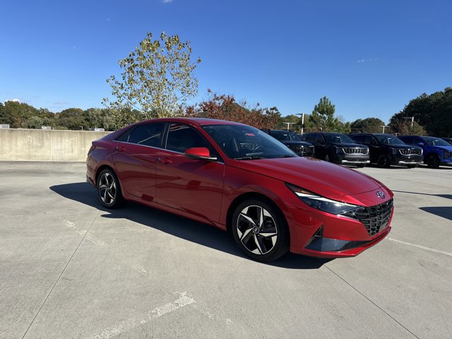 Used 2021 Hyundai Elantra Limited image 4