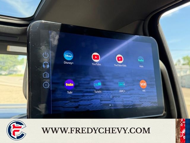 Used 2025 Chevrolet Suburban Premier AWD/4WD image 26